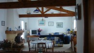 Localisation: Saint Clément des Baleines&nbsp; Type de logement: Maison de 3 chambres Saison de location: Location saisonnière Tarif semaine: 700 € (mois d’avril, mai et juin) Description de la location:...
